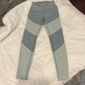 Alo Sheila High Waist Leggings EUC, size small